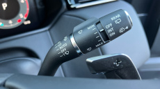 Land Rover Range Rover Velar 2.0 D200 MHEV Dynamic HSE 5dr Auto Diesel Estate